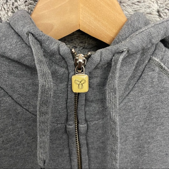 Aritzia TNA Hoodie - Picture 4 of 9